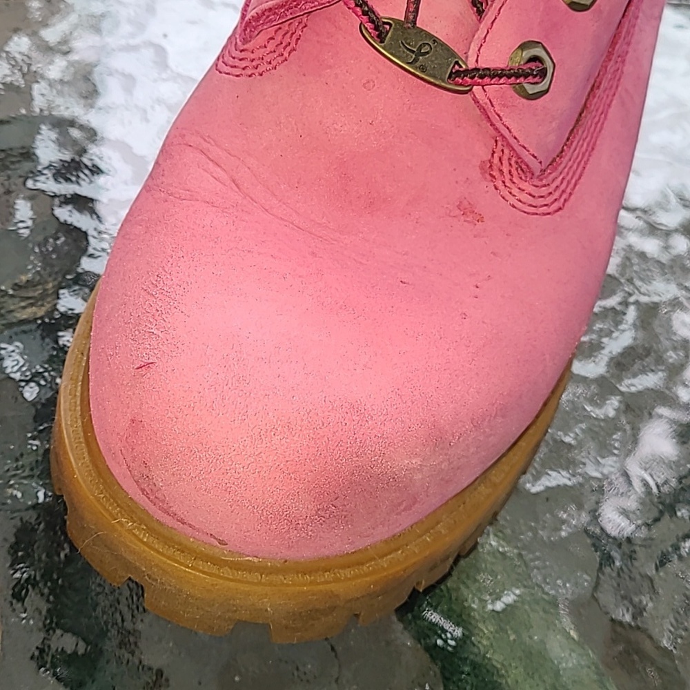 Pink Susan G Komen Breast Cancer Timberland Special Edition Boots size 7 Boys - Picture 14 of 17